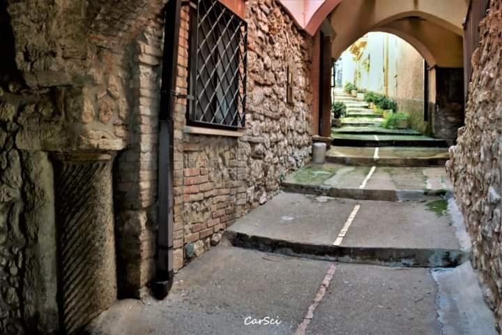 Rossyiva Hotel Minturno Bagian luar foto